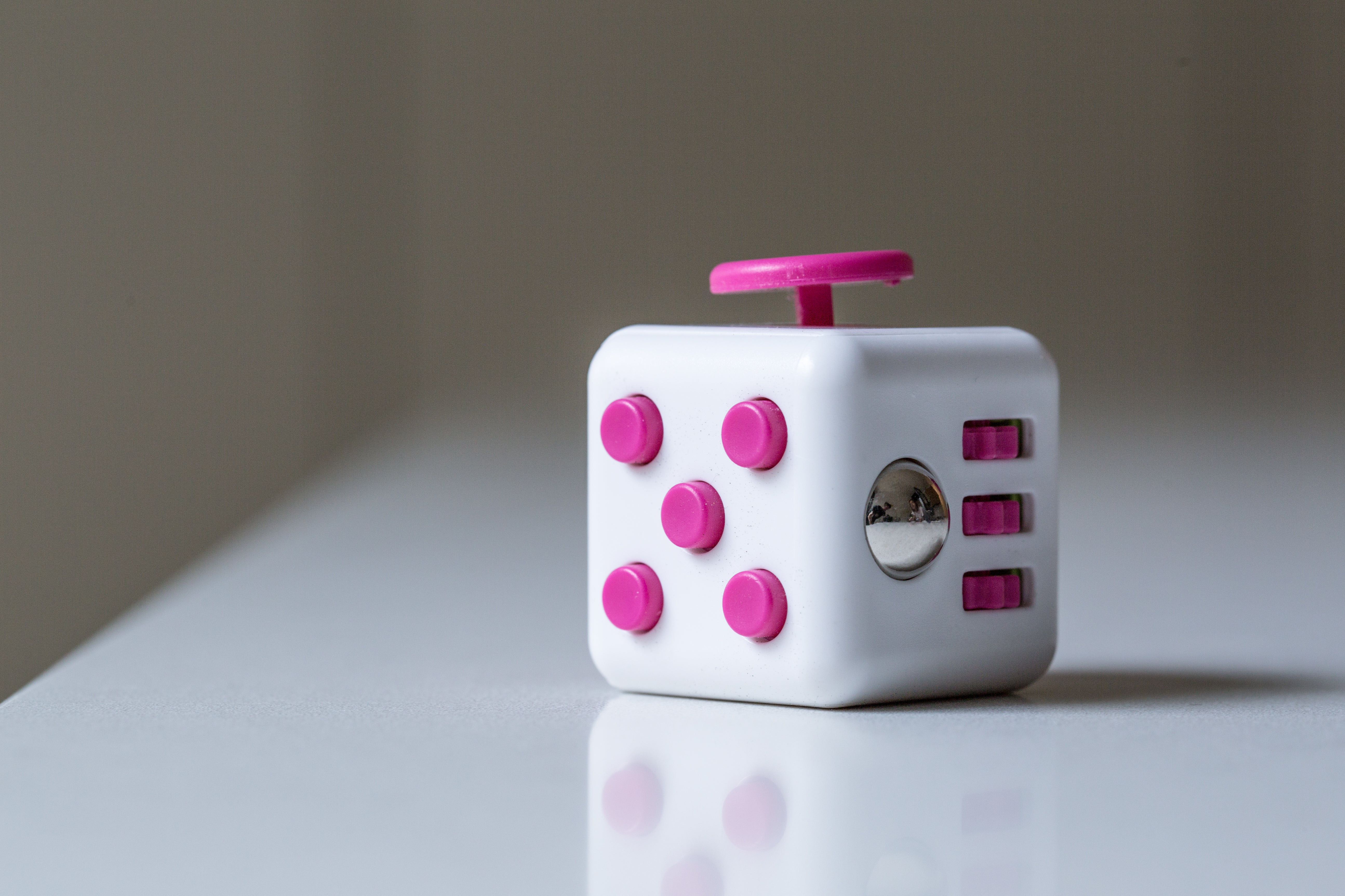 Virtual store fidget cube