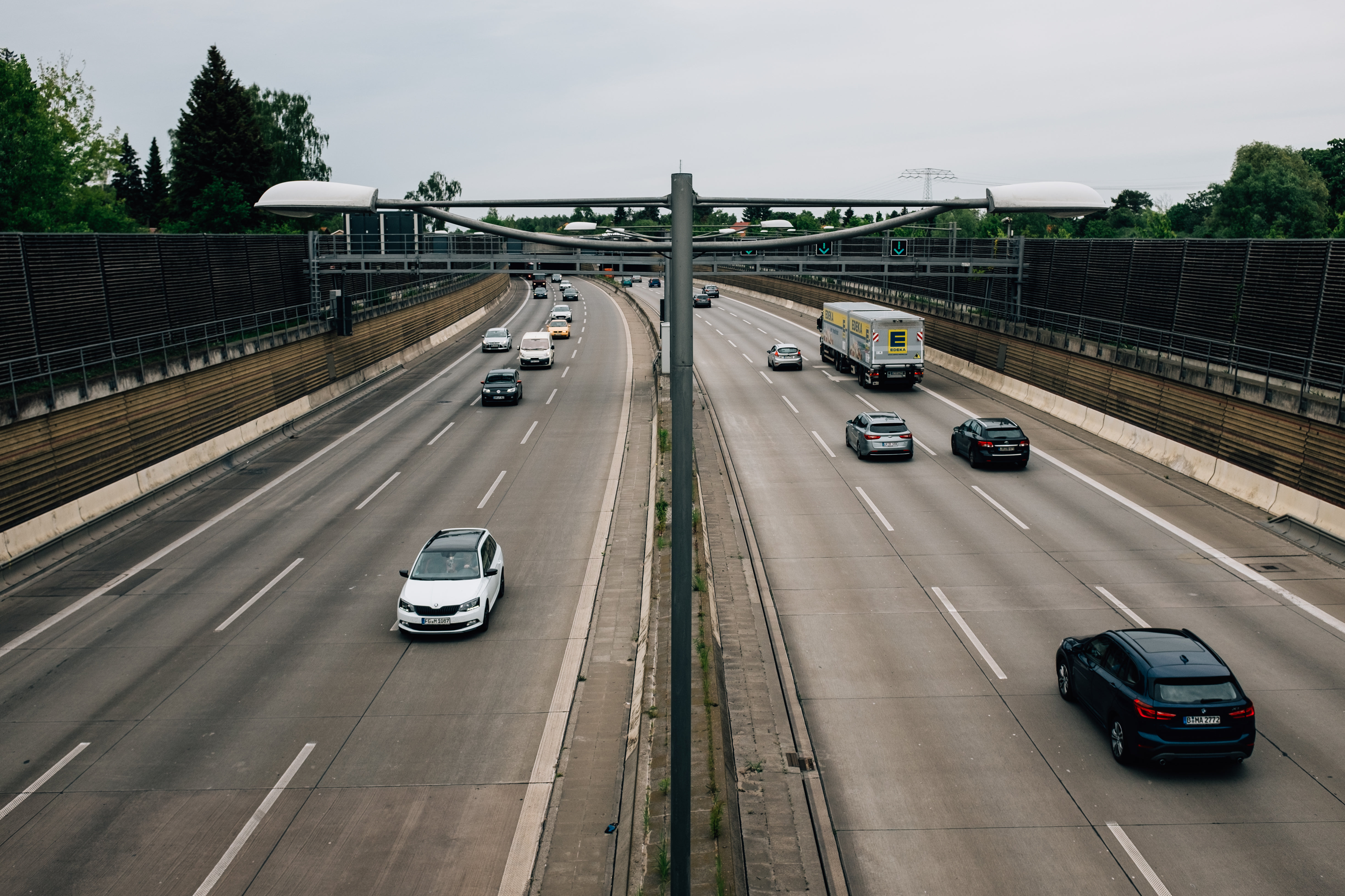 Picture of A Quiet Highway In The Daytime — Free Stock Photo