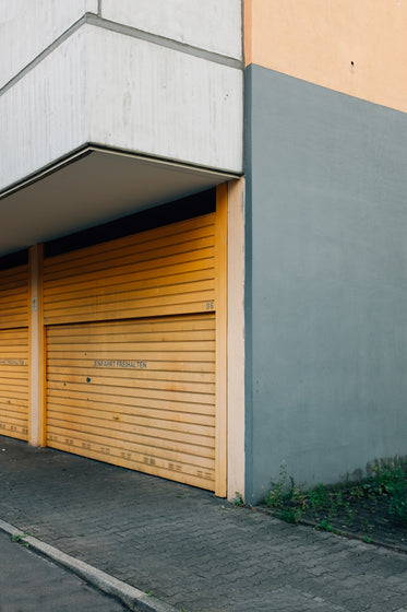 a symmetrical photo of a garage