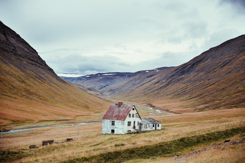 废弃的冰岛农舍