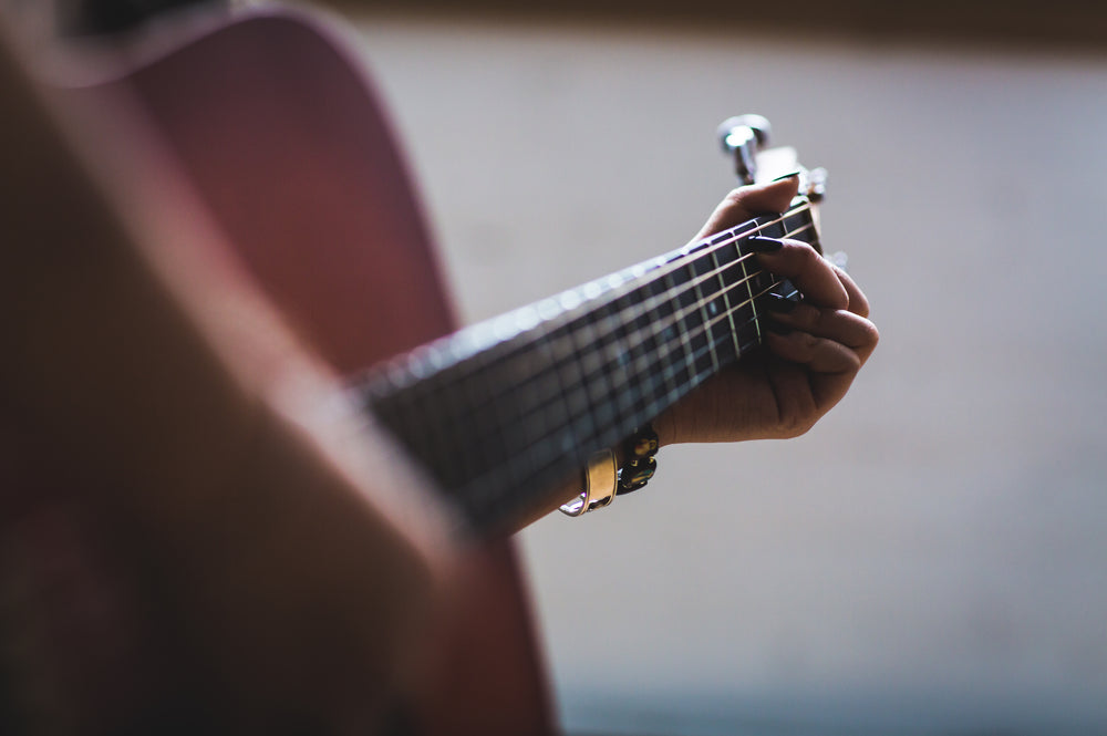 acoustic guitar strings