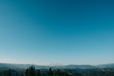 american mountain skyline