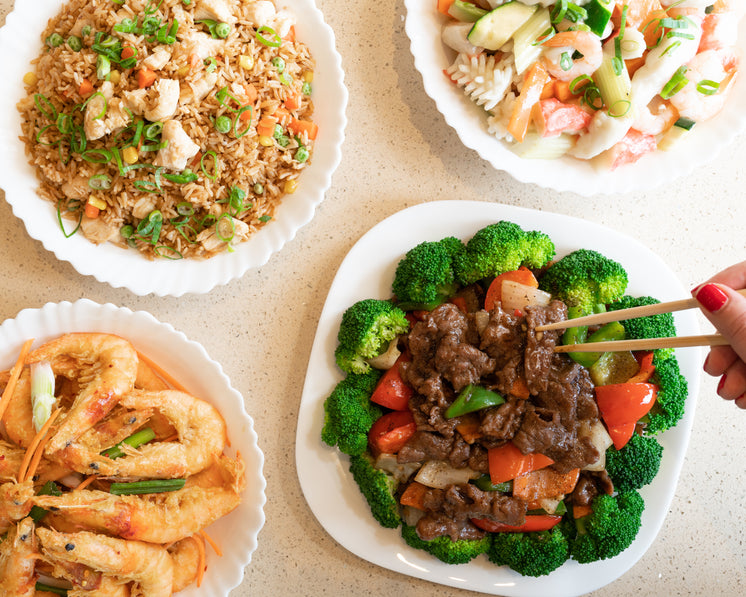 https://burst.shopifycdn.com/photos/asian-cuisine-rice-shrimp-seafood-beef.jpg?width=746&format=pjpg&exif=0&iptc=0