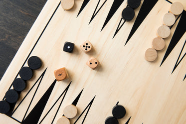 backgammon in progress