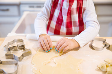 baking christmas treats