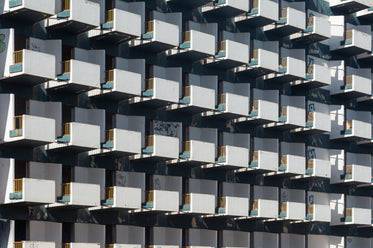 balcony pattern