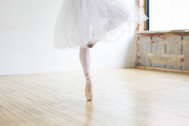 ballerina on one toe
