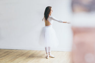 ballet dancer in white