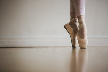 Free Stock Photo of Ballet On Pointe — HD Images