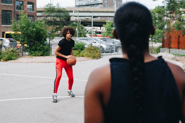 basketball player about to shoot the ball