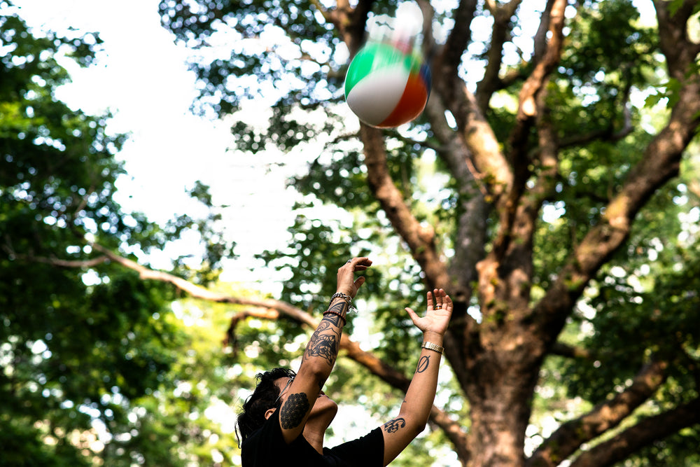 beach ball toss