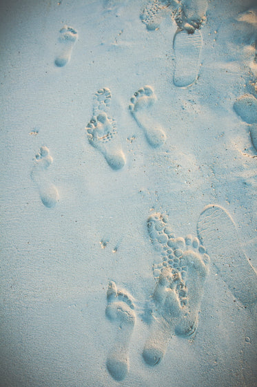 beach sand footprints