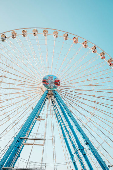 blue and white ferris wheel