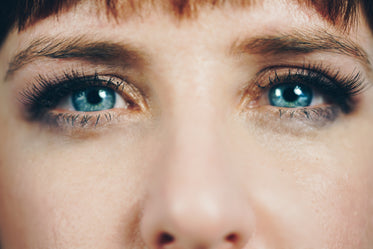 blue eyes close up