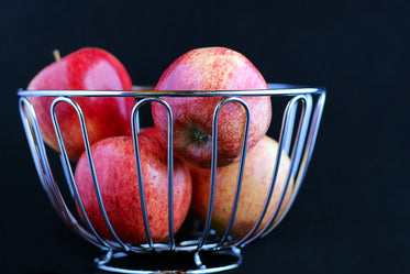 bowl of red apples