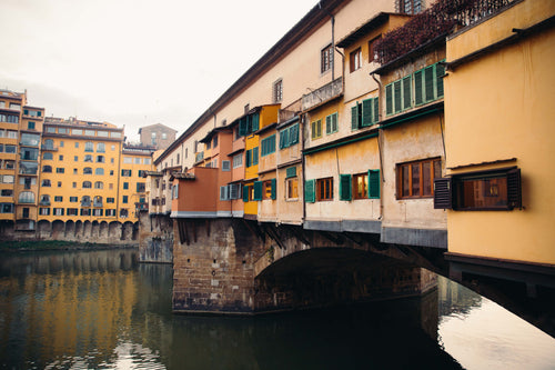 bridges over florence water