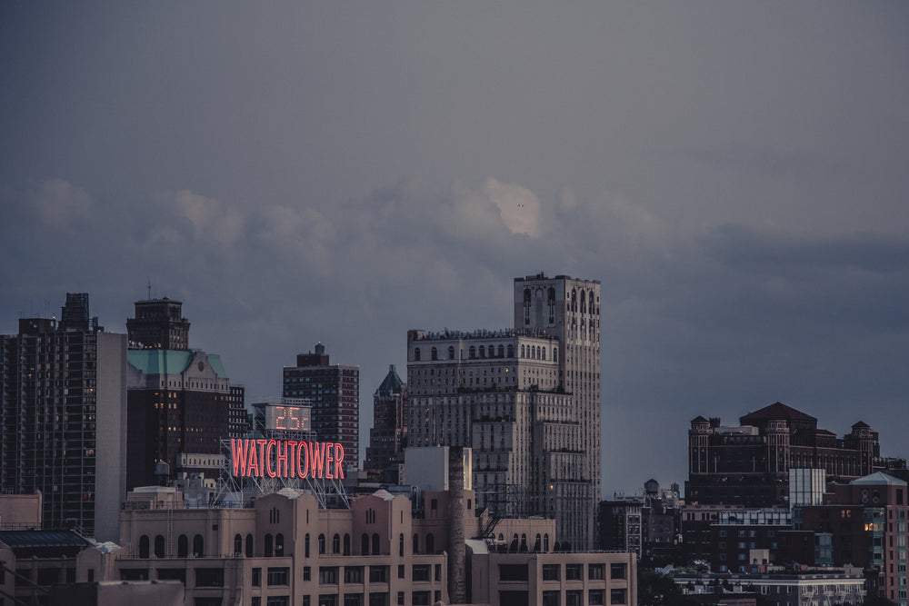 brooklyn watchtower sign