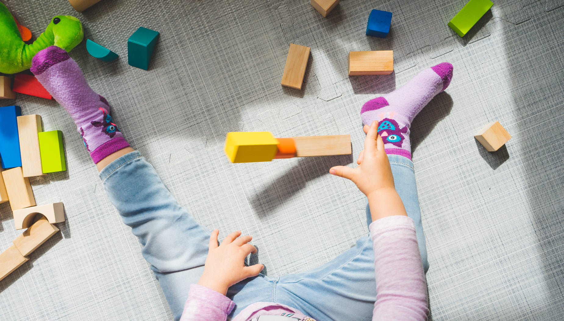 High Res Building Blocks In Motion Picture — Free Images