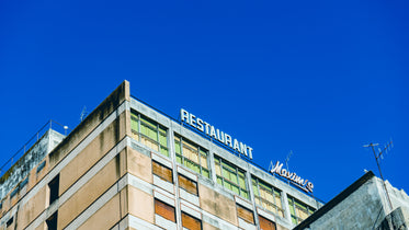 building top restaurant sign