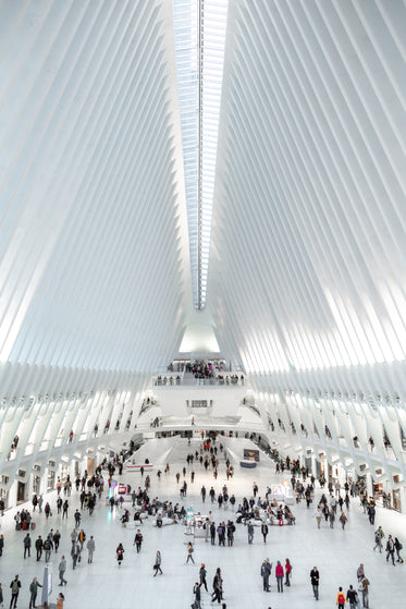 busy world trade centre station