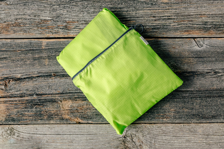 camping-product-waterproof-green-backpack.jpg?width=746&format=pjpg&exif=0&iptc=0