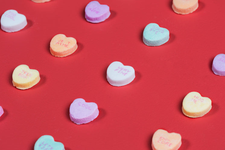 candy-hearts-with-writing.jpg?width=746&format=pjpg&exif=0&iptc=0