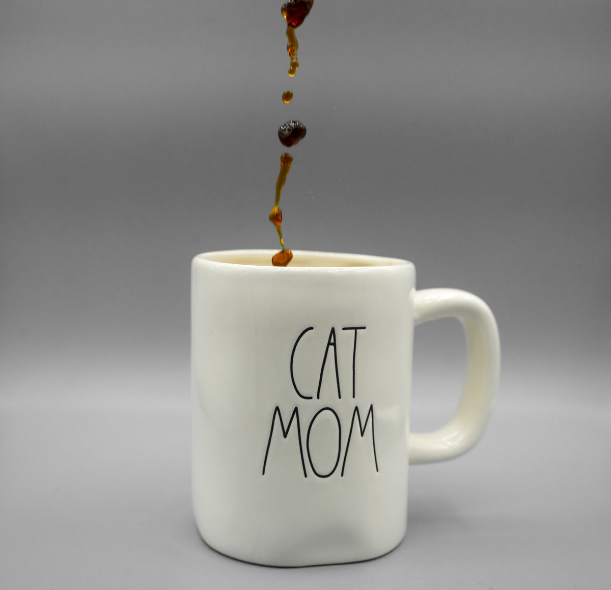 "cat mom" coffee mug