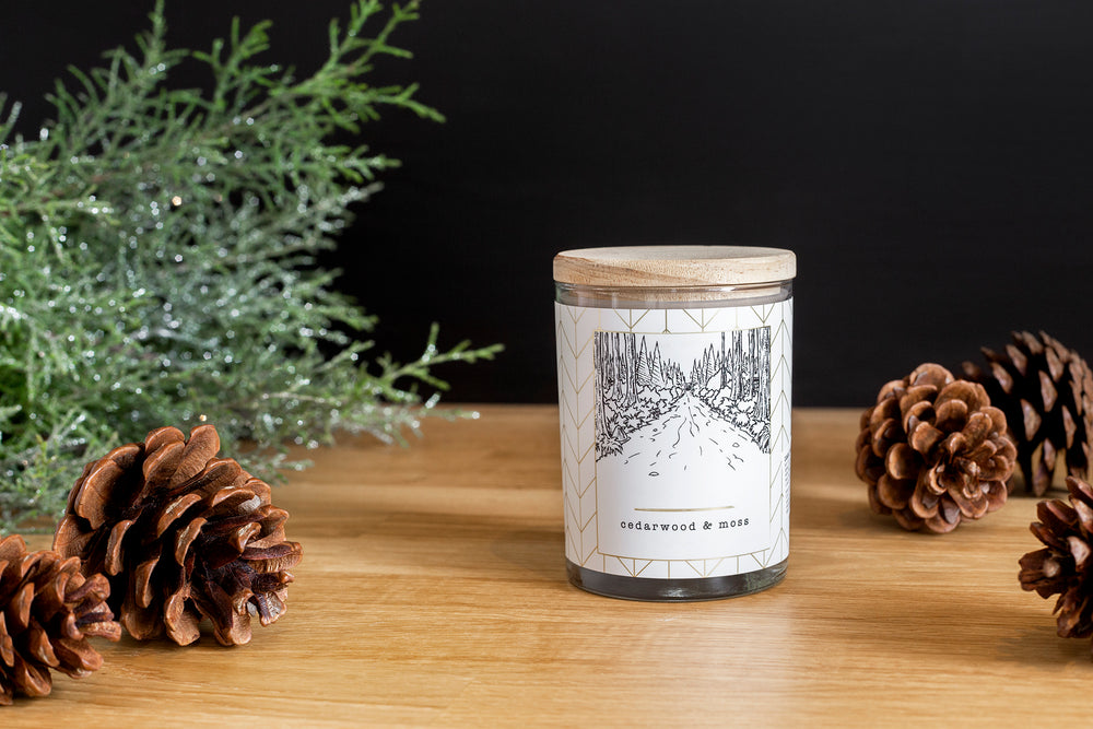 cedarwood and moss candle