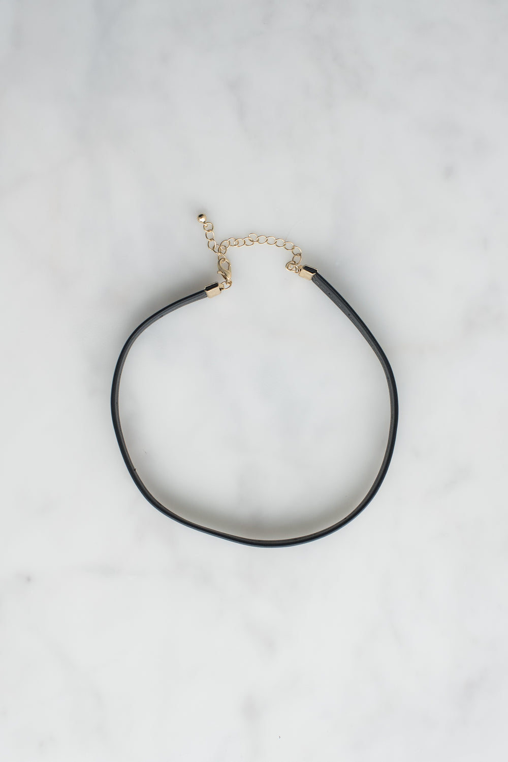 choker necklace product photo