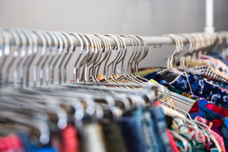 close-up-of-clothing-hangers.jpg?width=7