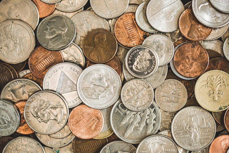coins-spread-out-pile.jpg?width=746&form