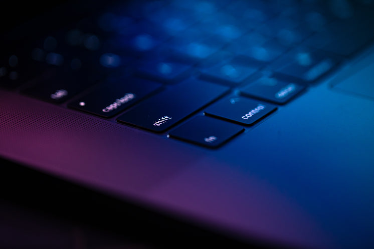 colors-on-a-backlit-keyboard.jpg?width=7