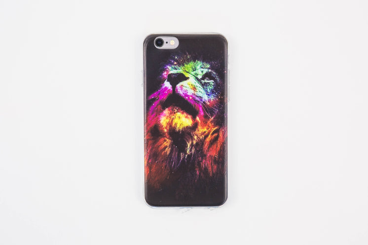 cool-iphone-case-lion.jpg?width=746&form