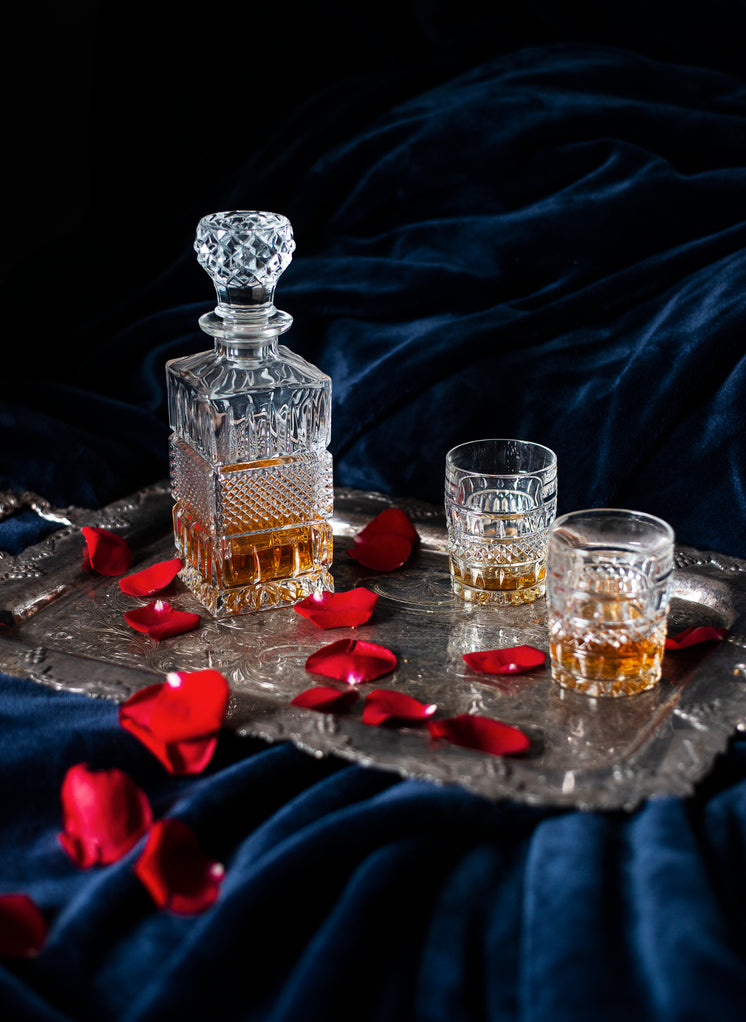 Crystal And Roses