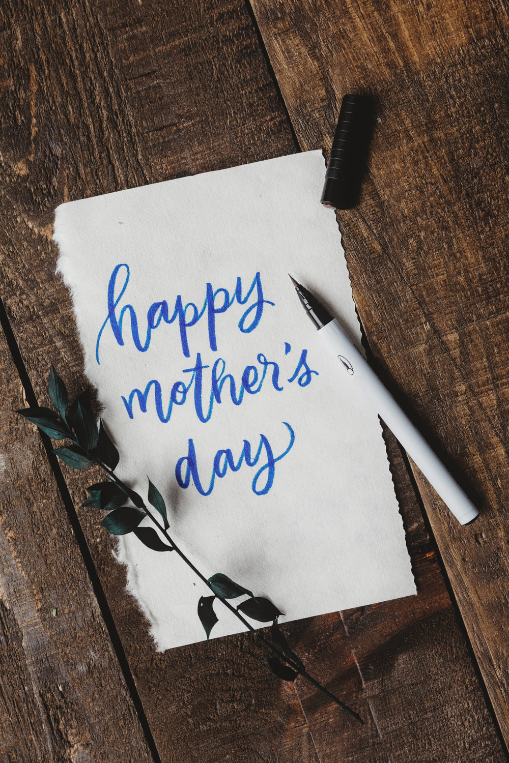 cursive handwriting wishing a happy mother's day