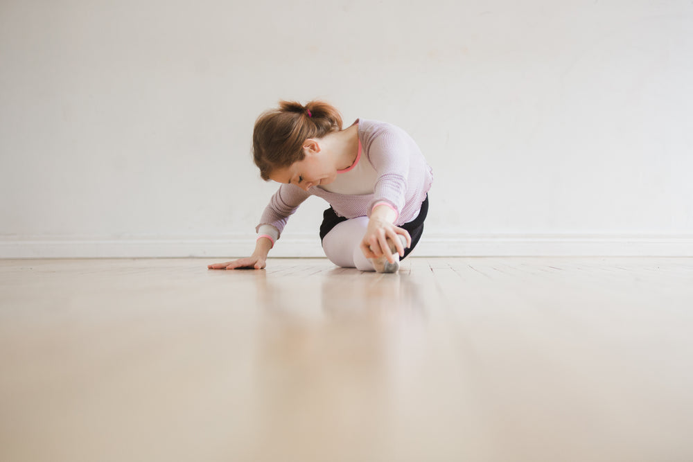 dancer does splits