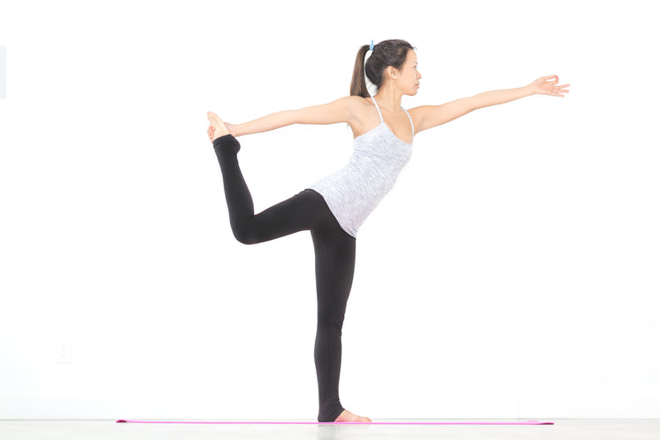 dancers-pose-yoga-pose.jpg?width=746&format=pjpg&exif=0&iptc=0