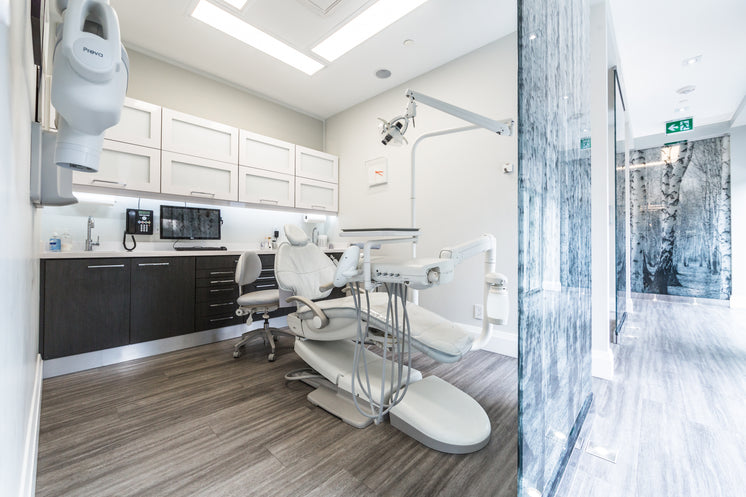 dentists-office.jpg?width=746&format=pjp