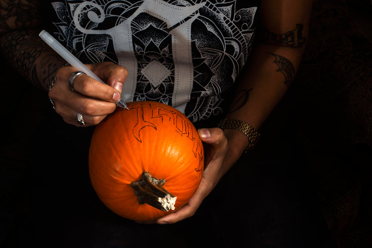 Designing A Jack O Lantern For Halloween