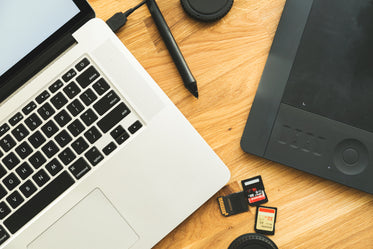 High Res Digital Photography Flatlay Picture — Free Images