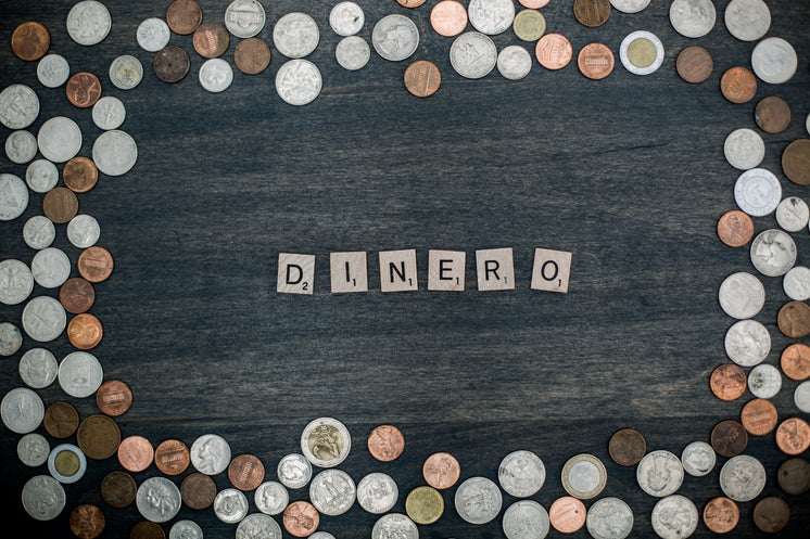 dinero-spanish-money-letter-tiles.jpg?width=746&format=pjpg&exif=0&iptc=0