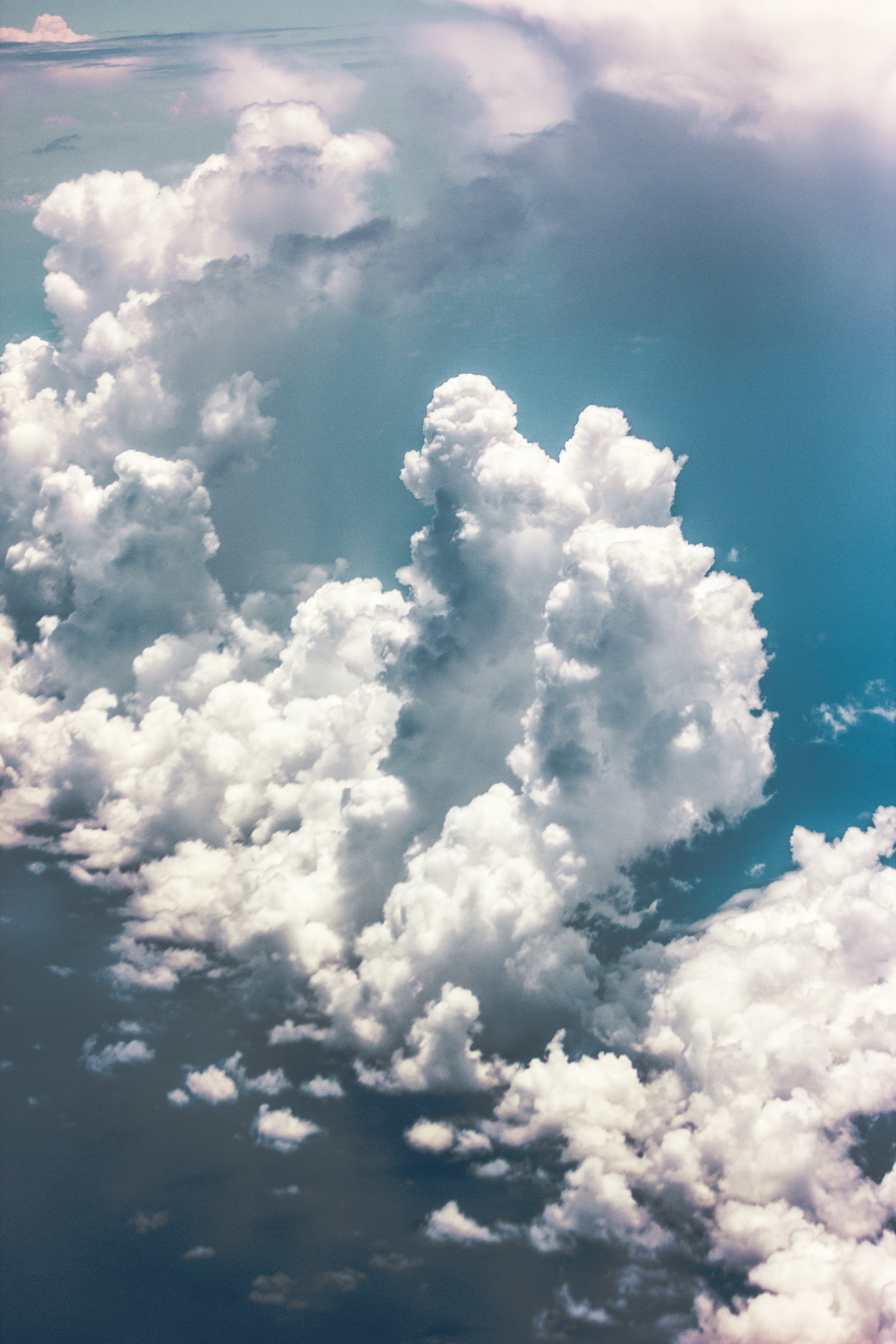 Cumulus clouds Wallpaper 4K, Storm, Dark clouds, Sun light