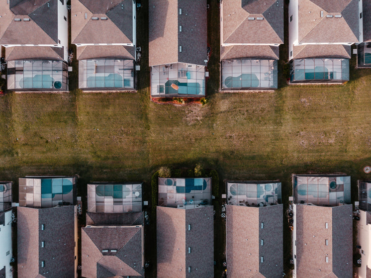 drones-view-from-overhead-of-florida-hom