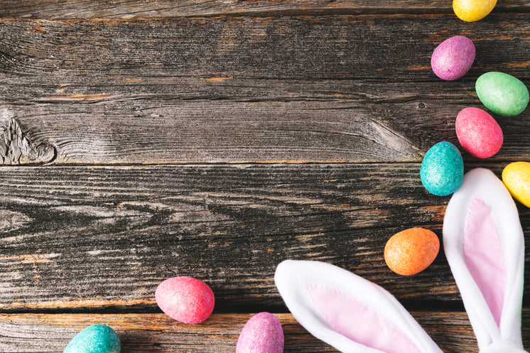 easter-eggs-and-ears-wood.jpg?width=746&