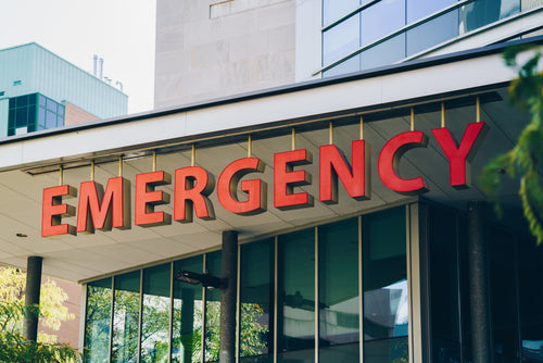 emergency hospital sign