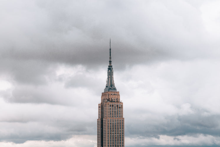 empire-state-top-cloudy-sky.jpg?width=74