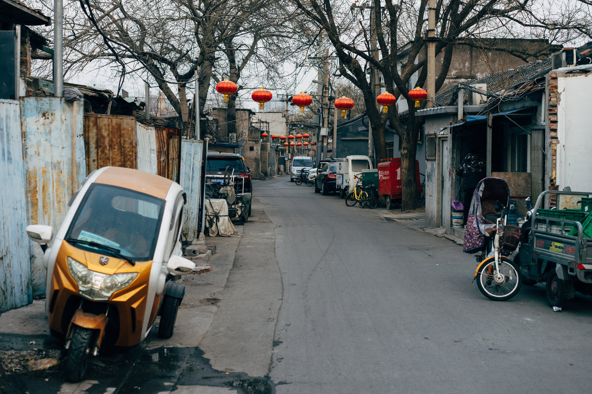 empty chinese streets with lanterns