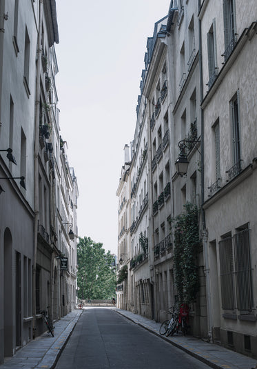 High Res Empty Gray Street Picture — Free Images