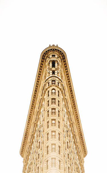 flatiron building in new york city