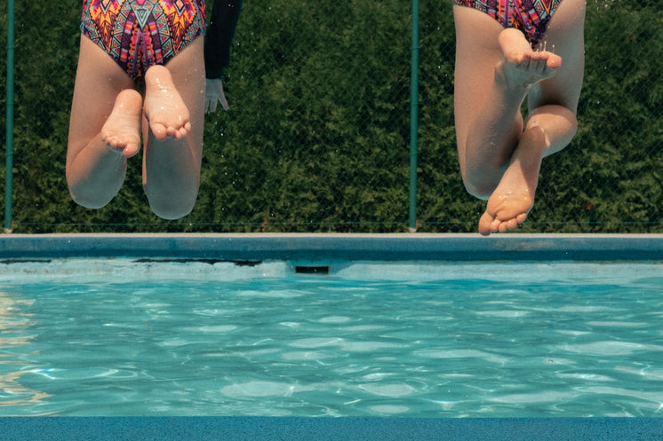 friends-jump-in-pool-together.jpg?width=